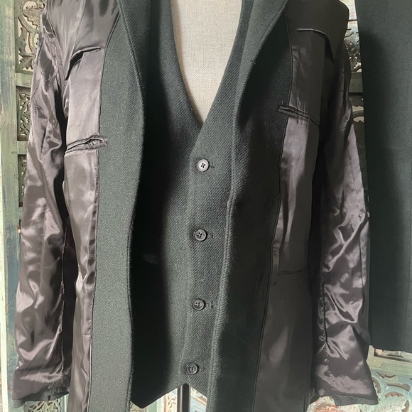 ASOS Men’s 40R Dark Forest Green 3-Piece Suit - Picture 6 of 9